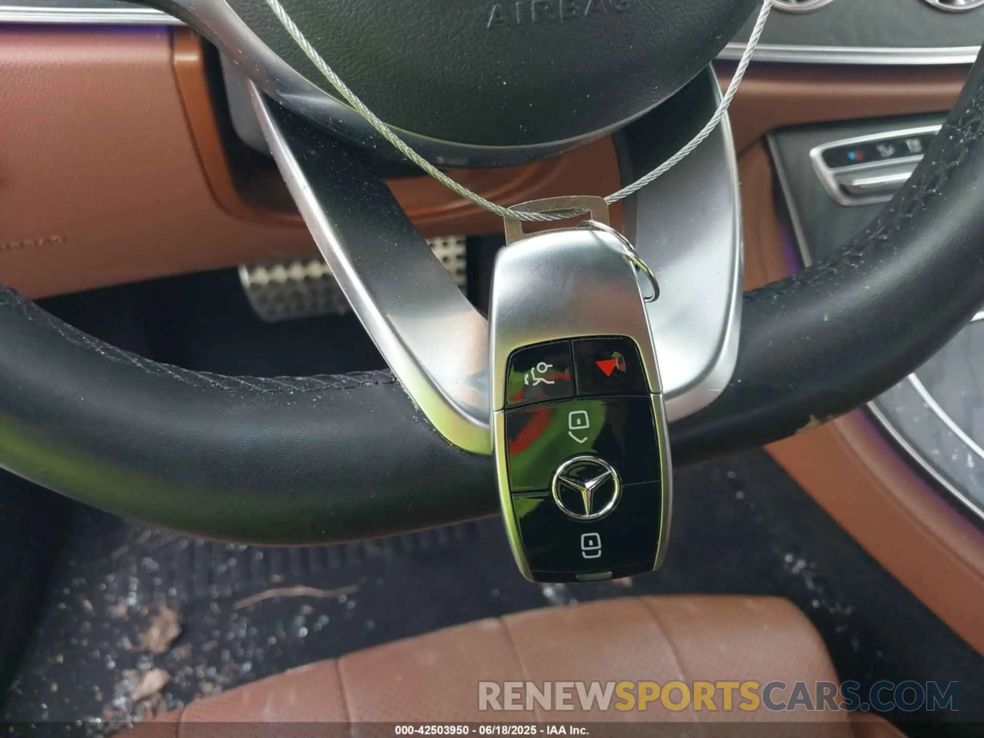 11 fotografías del automóvil dañado WDD1J6HB0KF075748 MERCEDES-BENZ E 450 2019