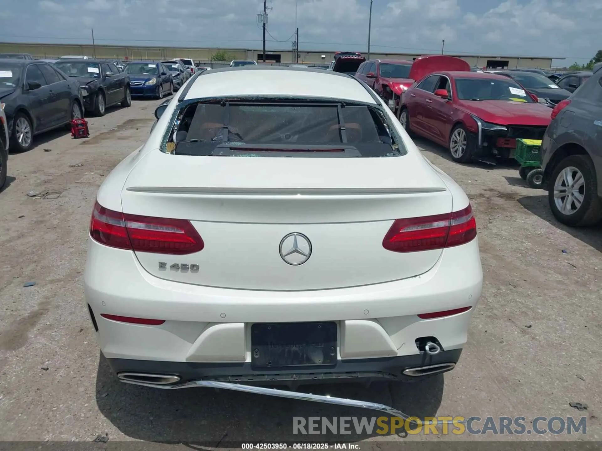 16 fotografías del automóvil dañado WDD1J6HB0KF075748 MERCEDES-BENZ E 450 2019
