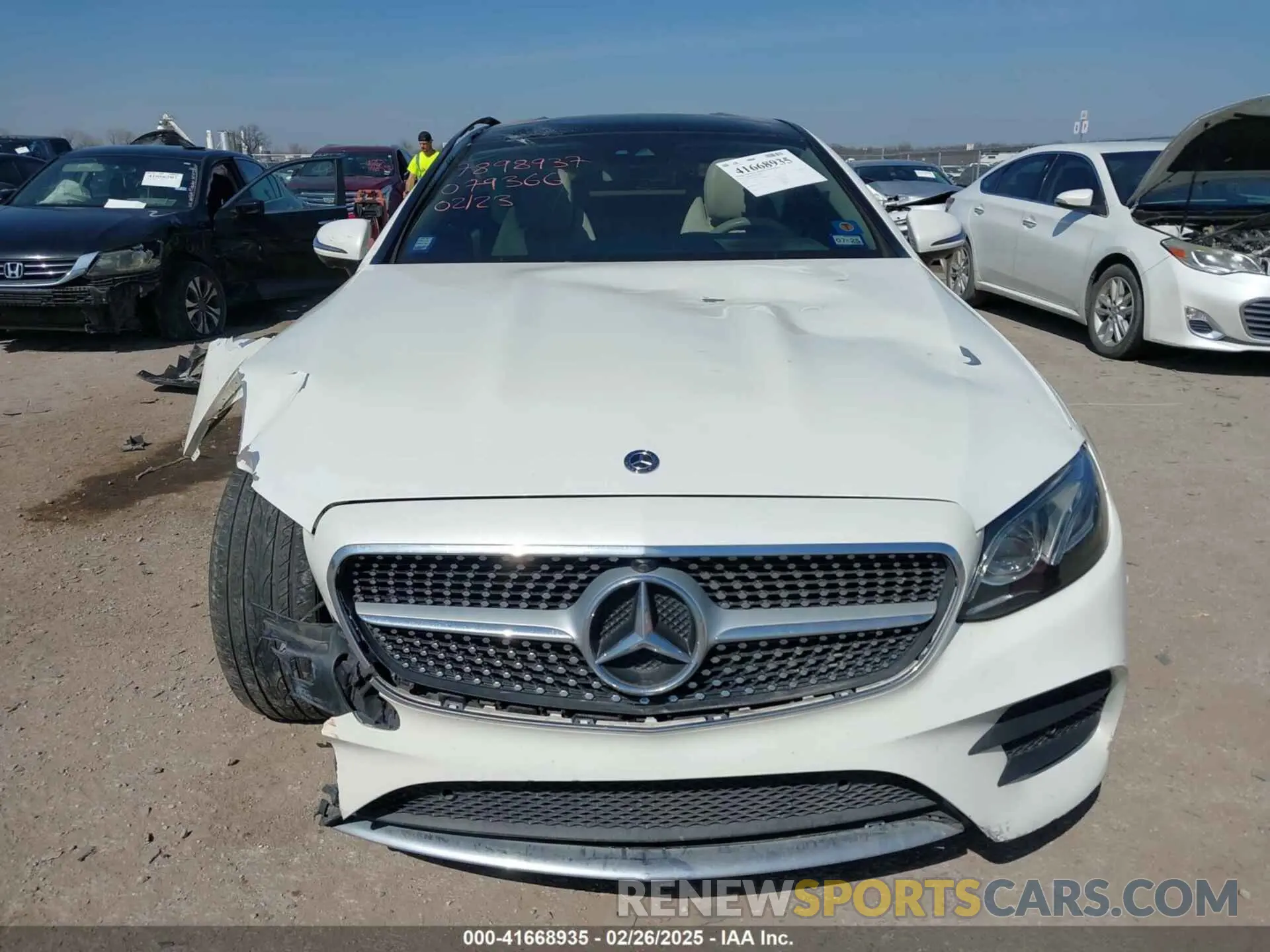 12 fotografías del automóvil dañado WDD1J6HB6KF079366 MERCEDES-BENZ E 450 2019