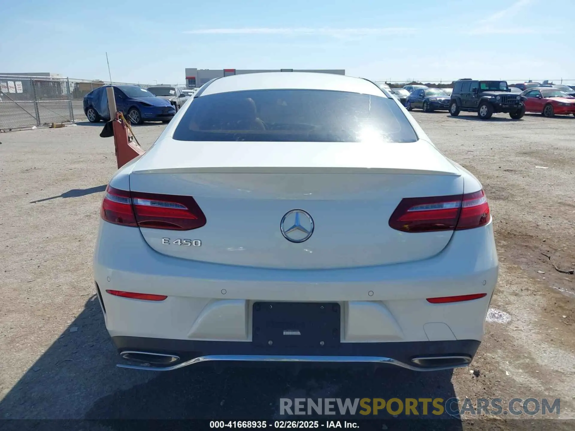 16 fotografías del automóvil dañado WDD1J6HB6KF079366 MERCEDES-BENZ E 450 2019