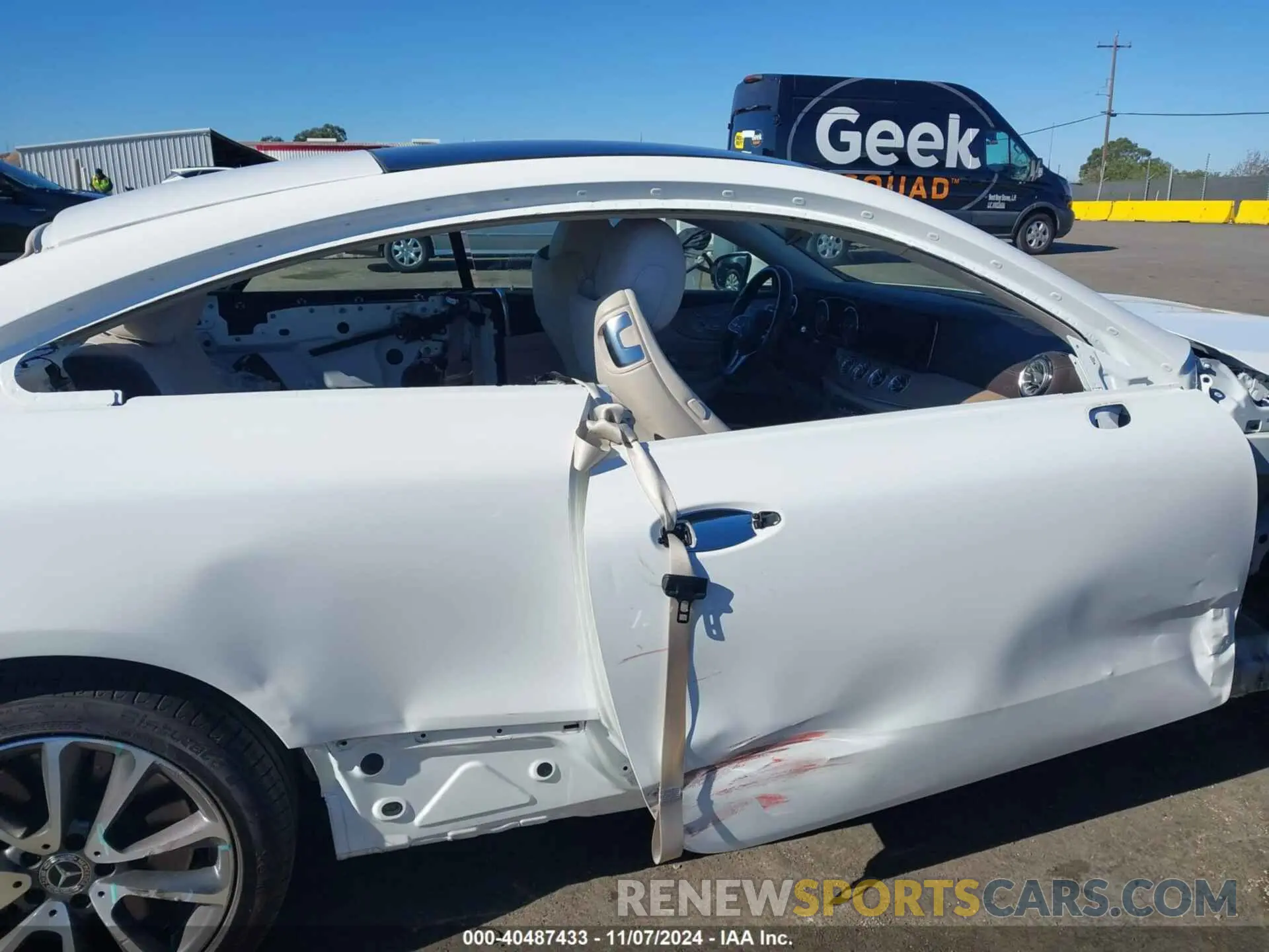 14 fotografías del automóvil dañado WDD1J6HB6KF081635 MERCEDES-BENZ E 450 2019