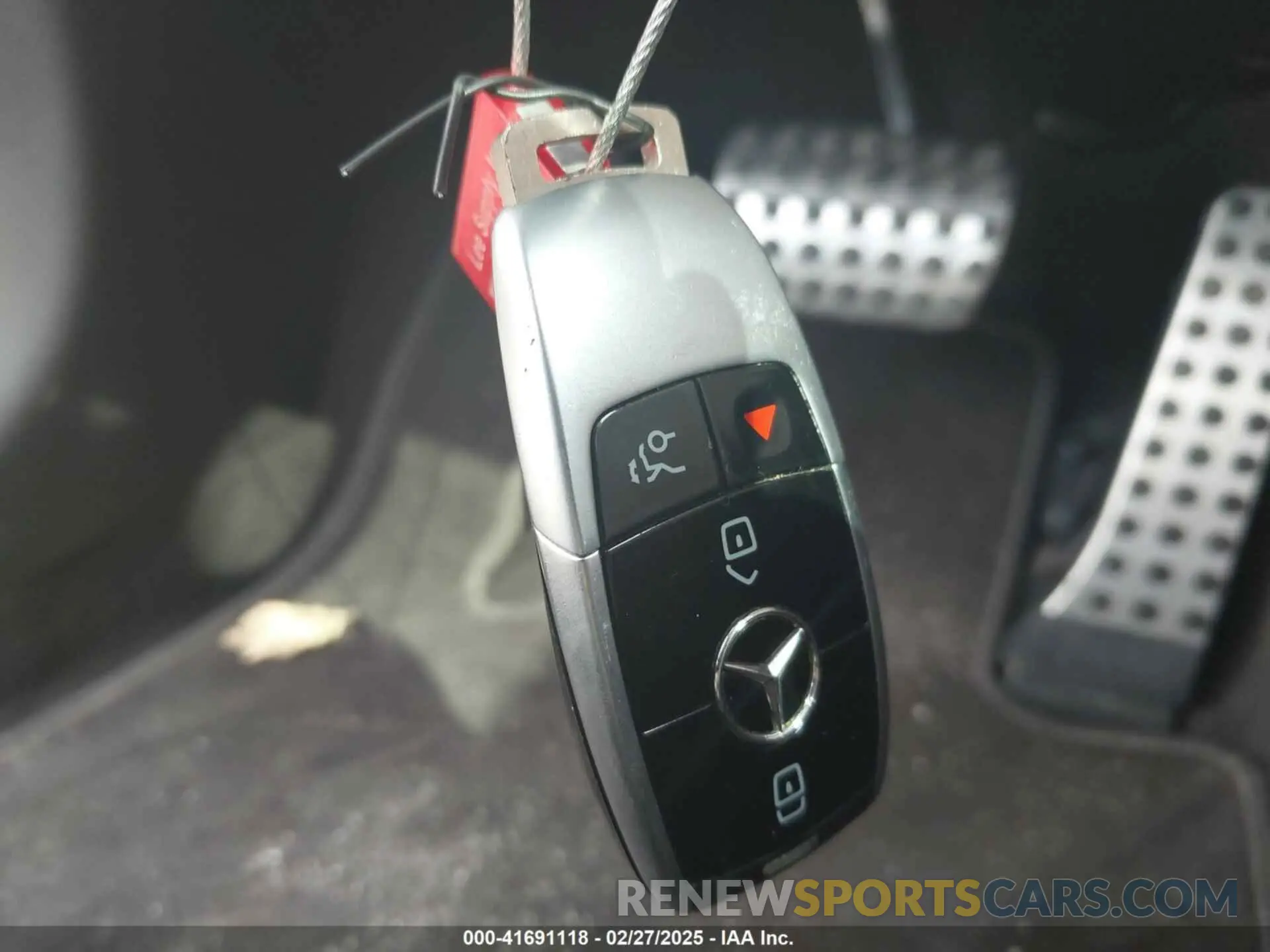 11 fotografías del automóvil dañado WDD1J6HB8KF074413 MERCEDES-BENZ E 450 2019