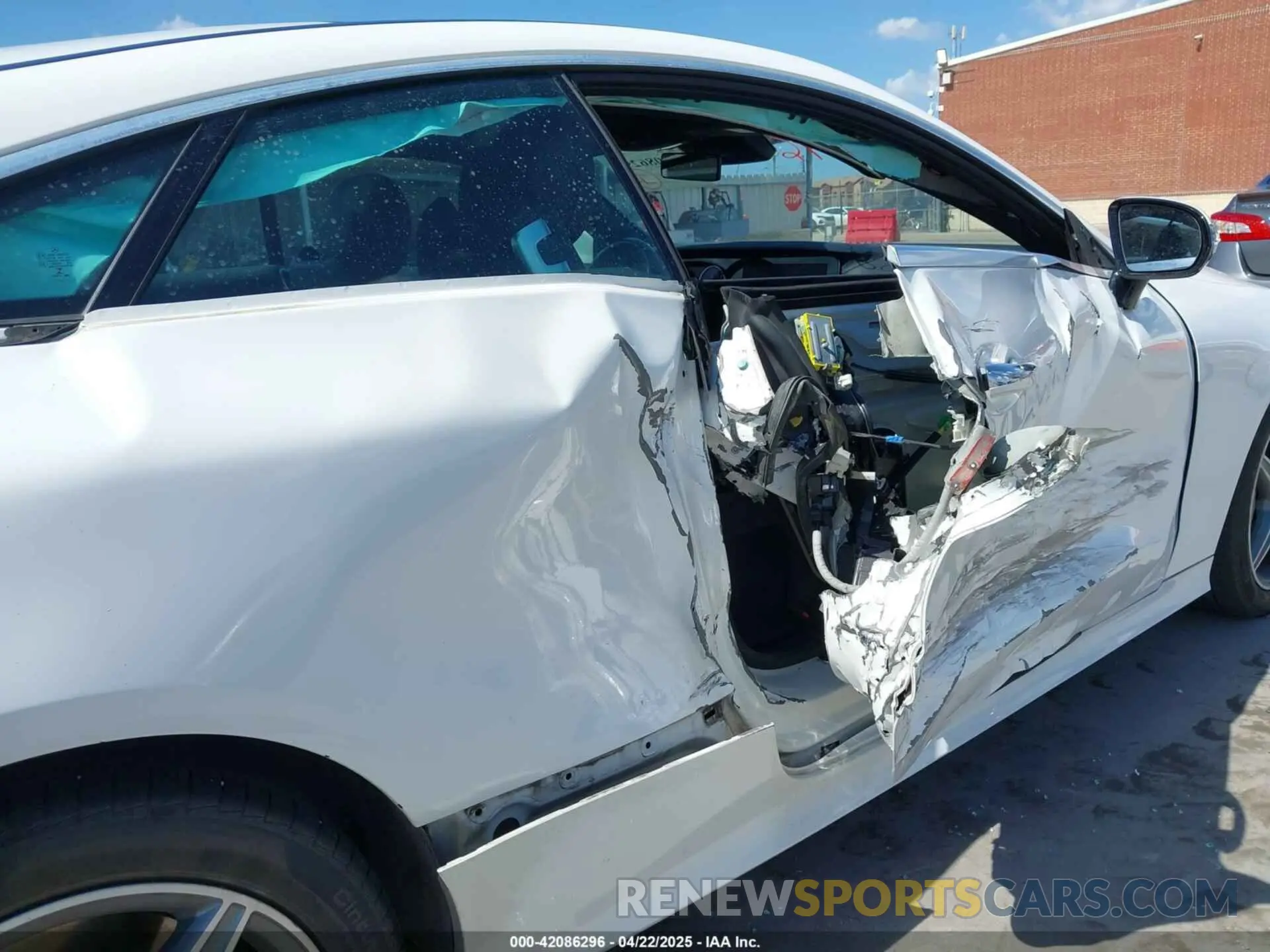 19 fotografías del automóvil dañado WDD1J6JB9KF081820 MERCEDES-BENZ E 450 2019