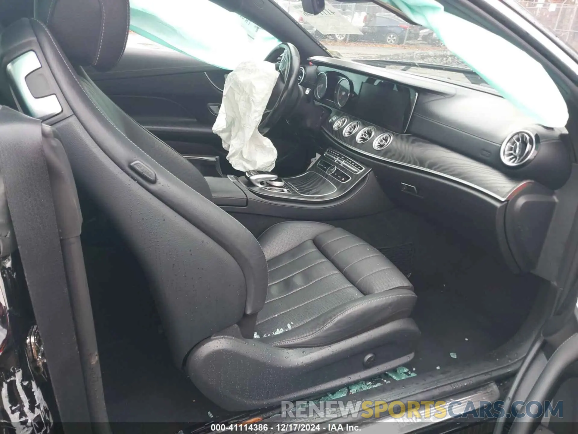 5 fotografías del automóvil dañado WDD1J6JBXKF114257 MERCEDES-BENZ E 450 2019