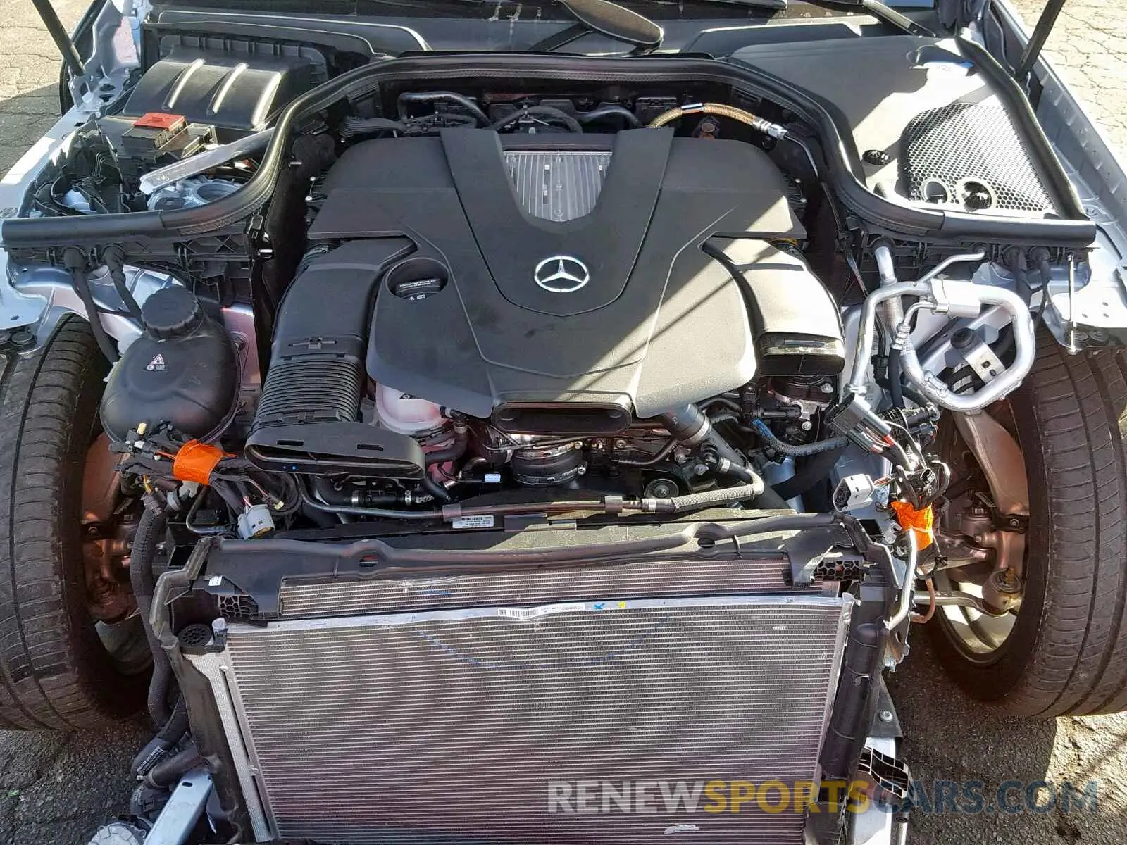 7 fotografías del automóvil dañado WDD1K6HB6KF075816 MERCEDES-BENZ E 450 2019
