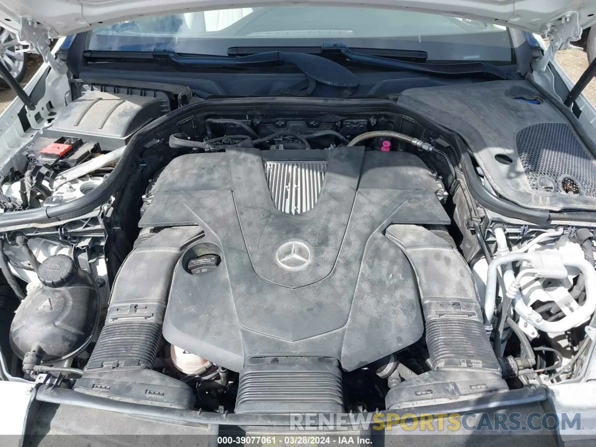 10 fotografías del automóvil dañado WDD1K6JB4KF101064 MERCEDES-BENZ E 450 2019