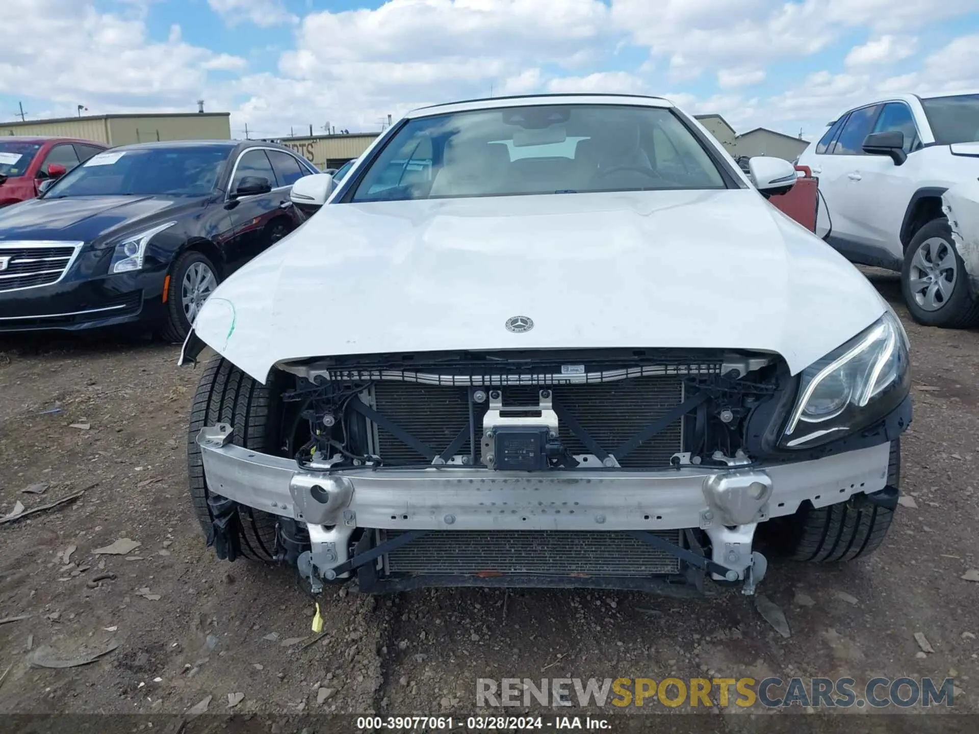 12 fotografías del automóvil dañado WDD1K6JB4KF101064 MERCEDES-BENZ E 450 2019