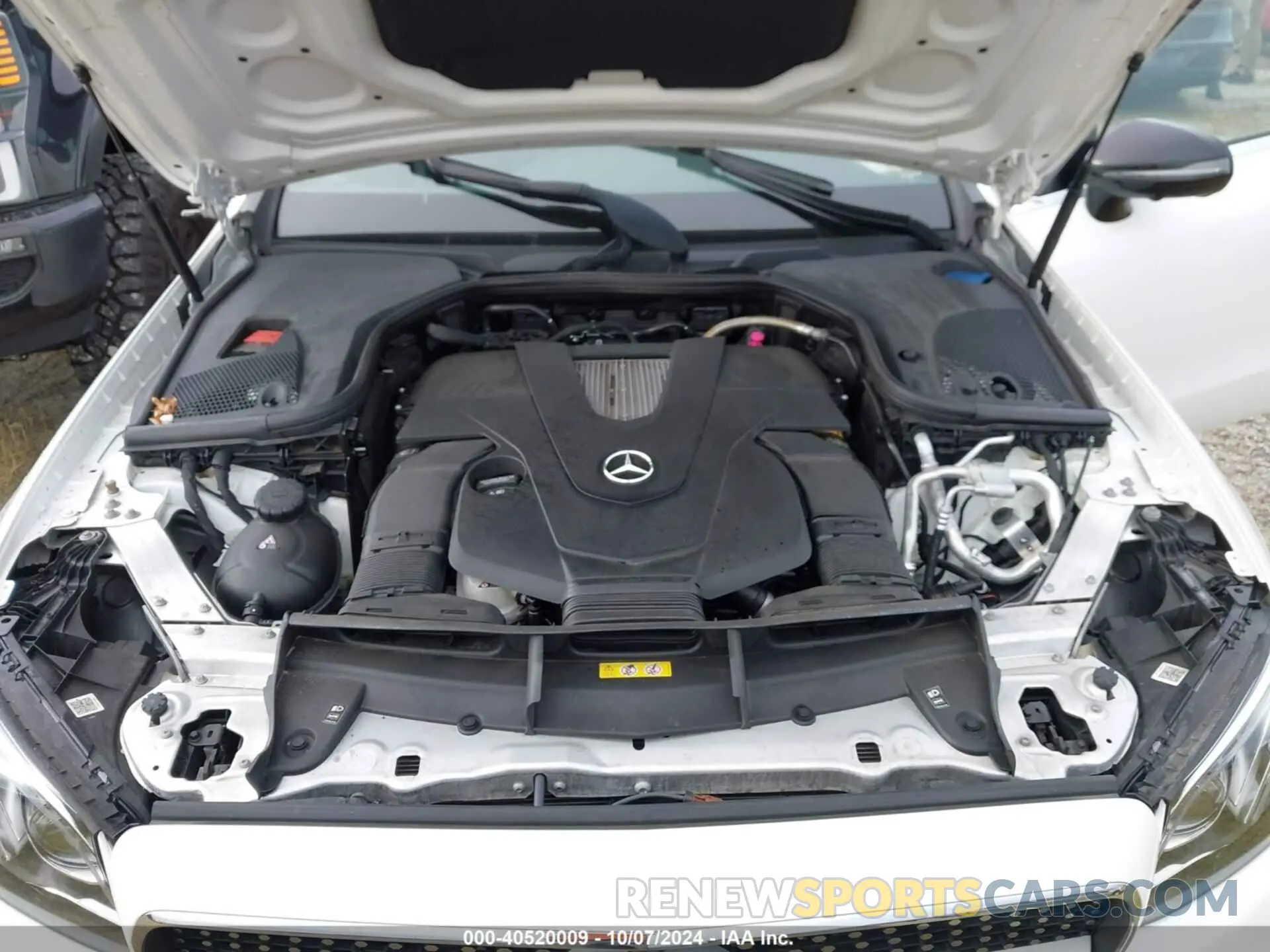10 fotografías del automóvil dañado WDD1K6JB7KF088830 MERCEDES-BENZ E 450 2019