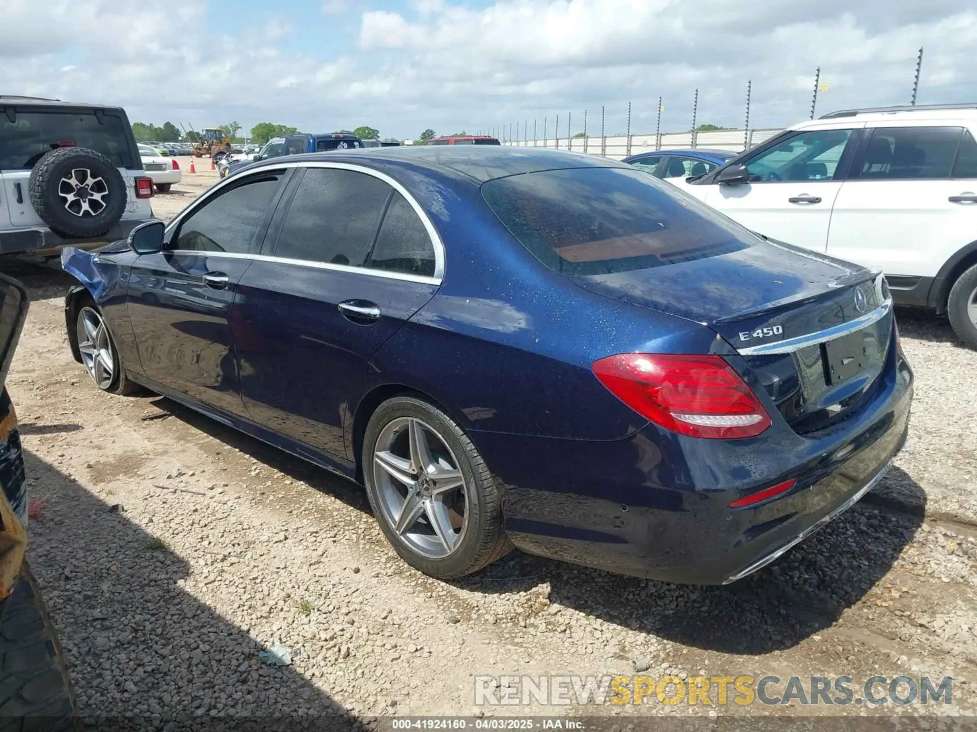 3 fotografías del automóvil dañado WDDZF6JB3KA508944 MERCEDES-BENZ E 450 2019