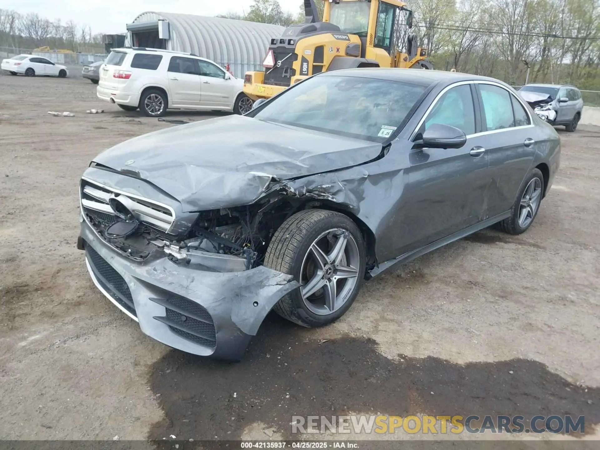 2 fotografías del automóvil dañado W1KZF6JB4LA832485 MERCEDES-BENZ E 450 2020