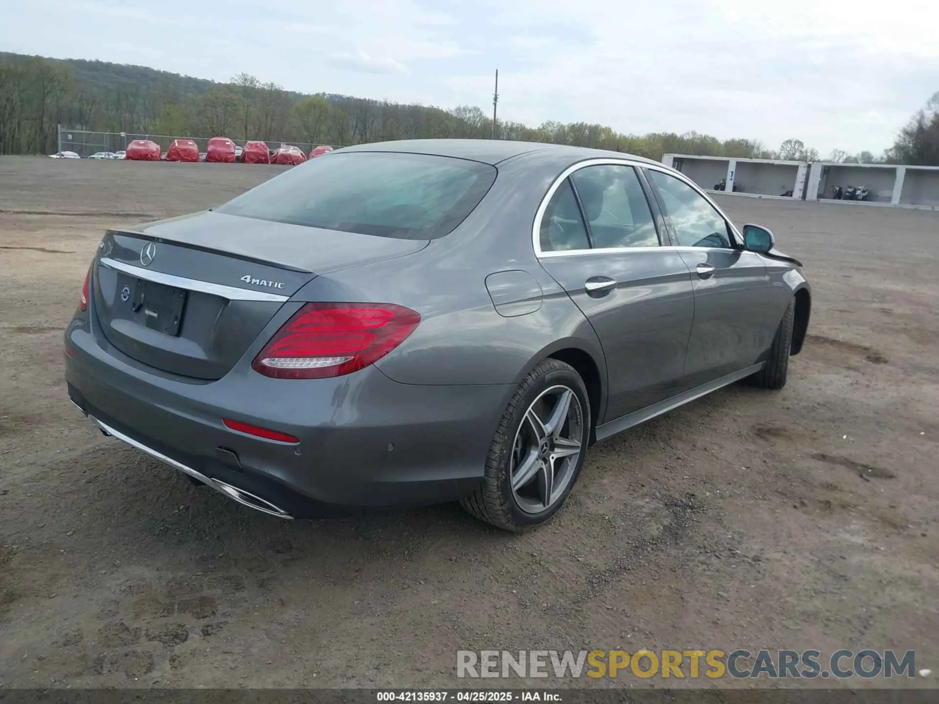 4 fotografías del automóvil dañado W1KZF6JB4LA832485 MERCEDES-BENZ E 450 2020