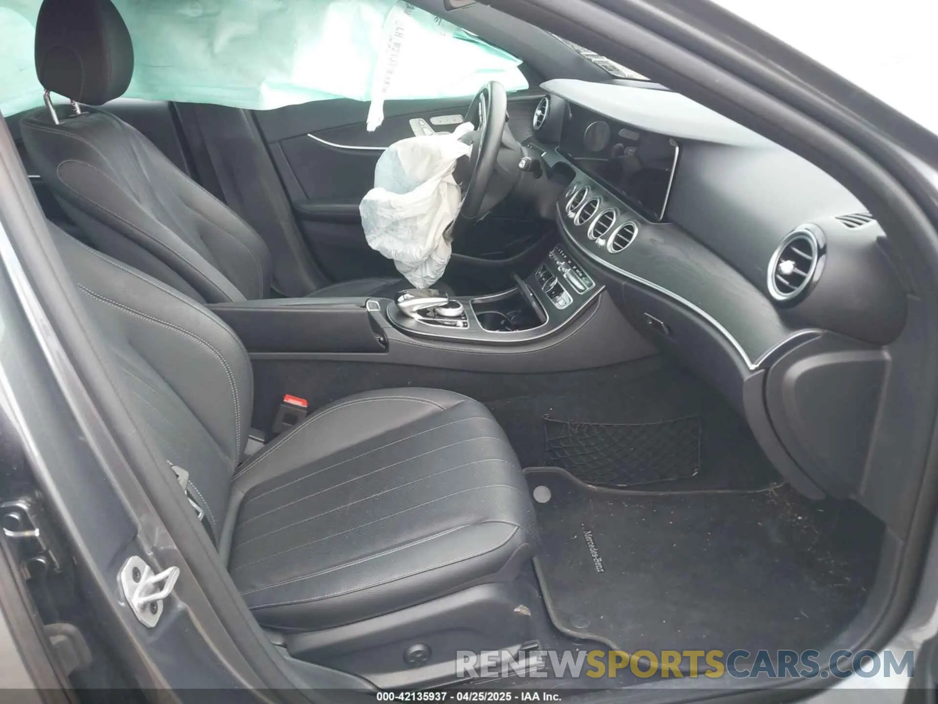 5 fotografías del automóvil dañado W1KZF6JB4LA832485 MERCEDES-BENZ E 450 2020