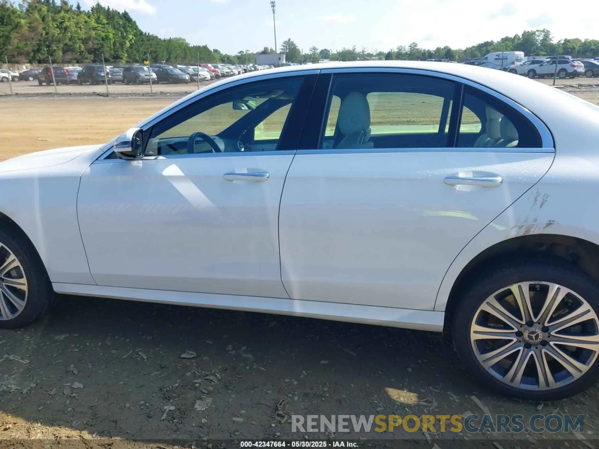 15 fotografías del automóvil dañado W1KZF5KB2MA999616 MERCEDES-BENZ E 450 2021
