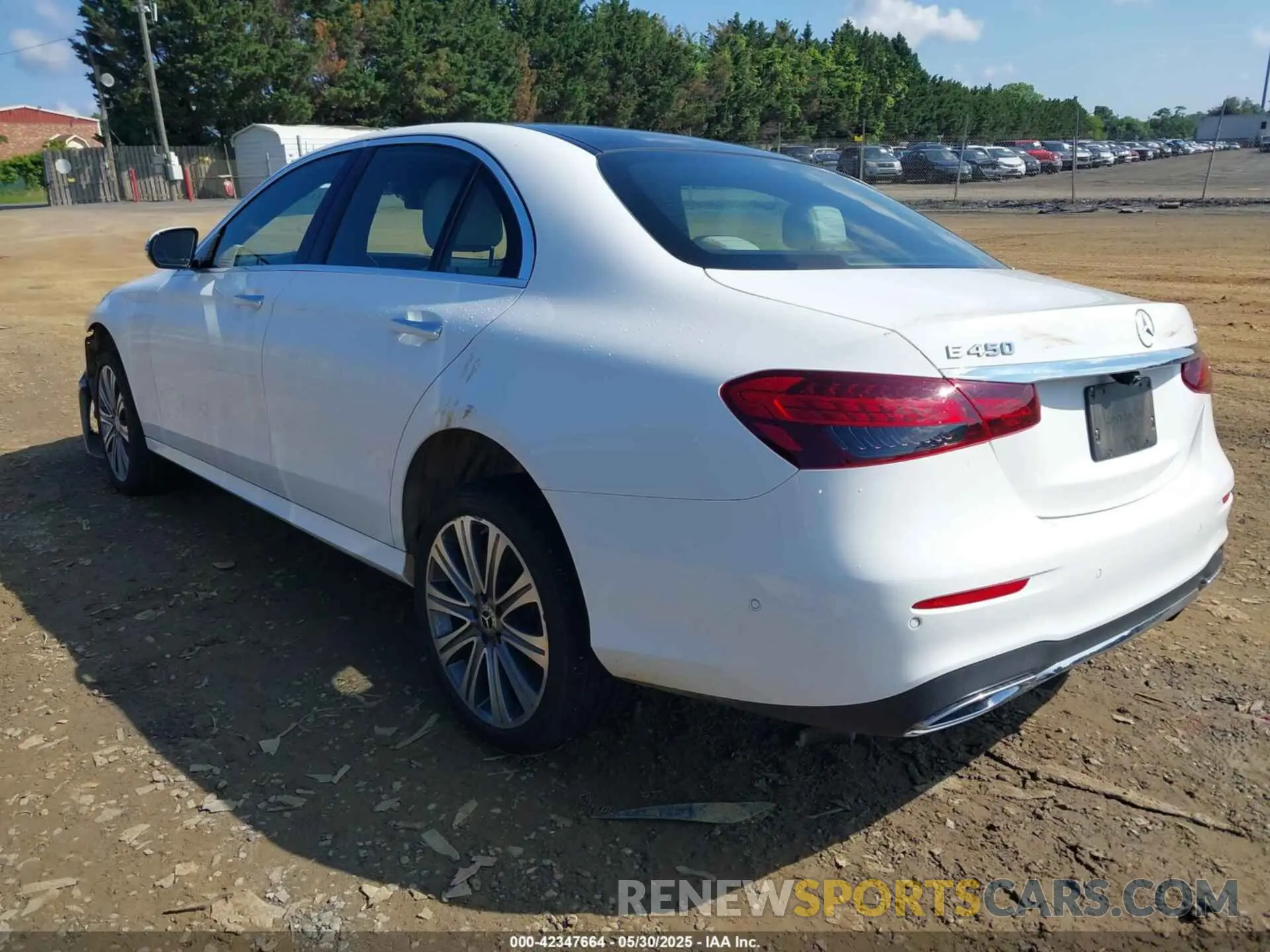 3 fotografías del automóvil dañado W1KZF5KB2MA999616 MERCEDES-BENZ E 450 2021