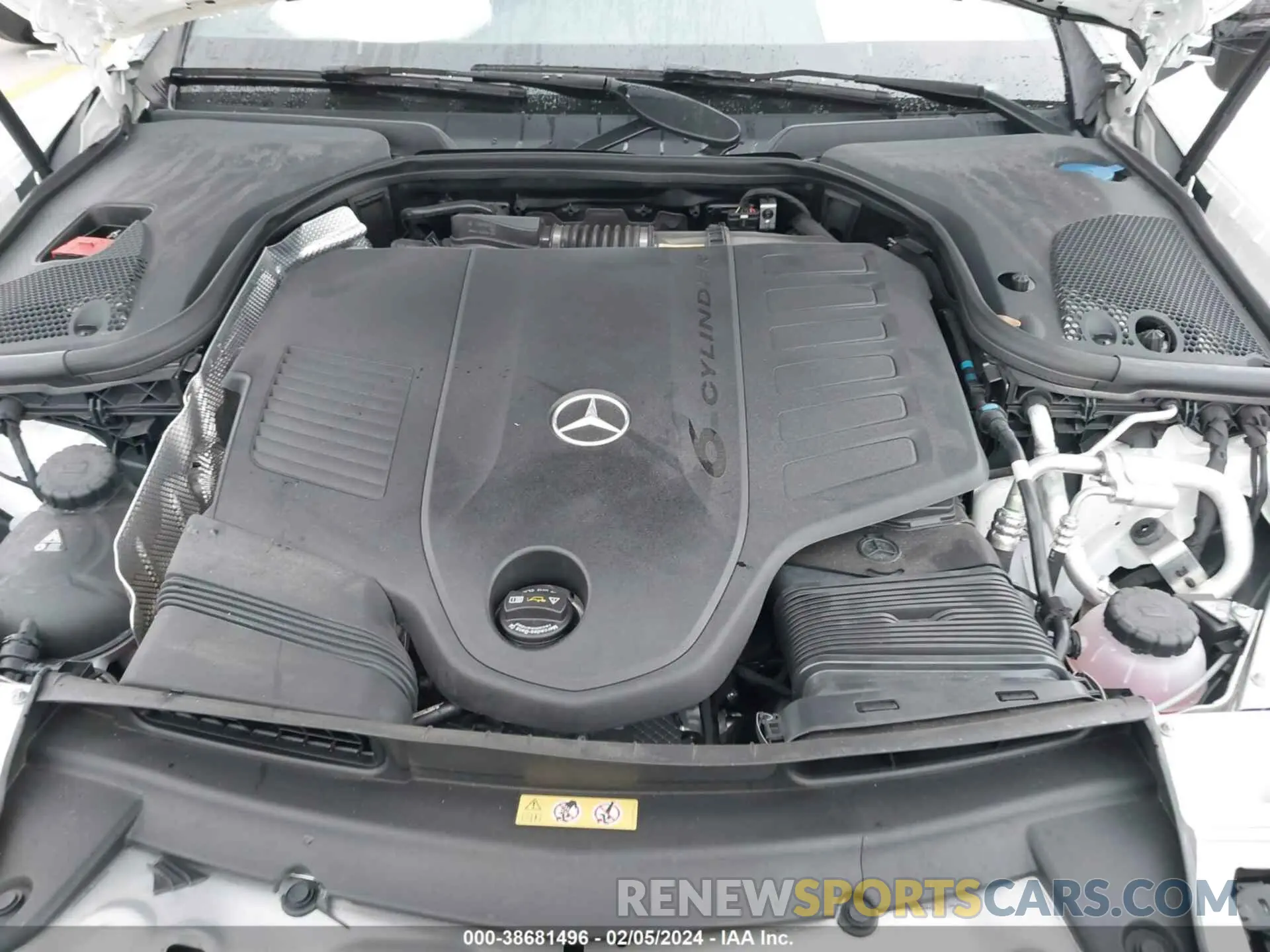 10 fotografías del automóvil dañado W1K1J5JB6NF185602 MERCEDES-BENZ E 450 2022