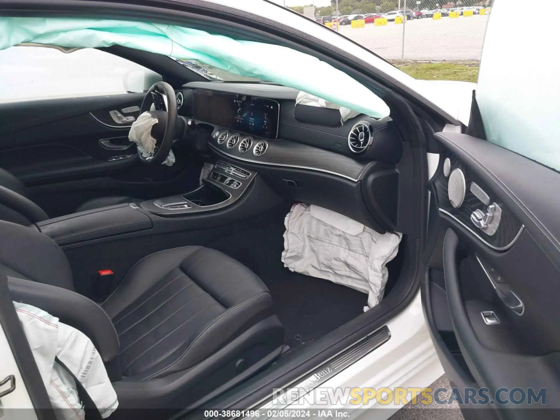 5 fotografías del automóvil dañado W1K1J5JB6NF185602 MERCEDES-BENZ E 450 2022