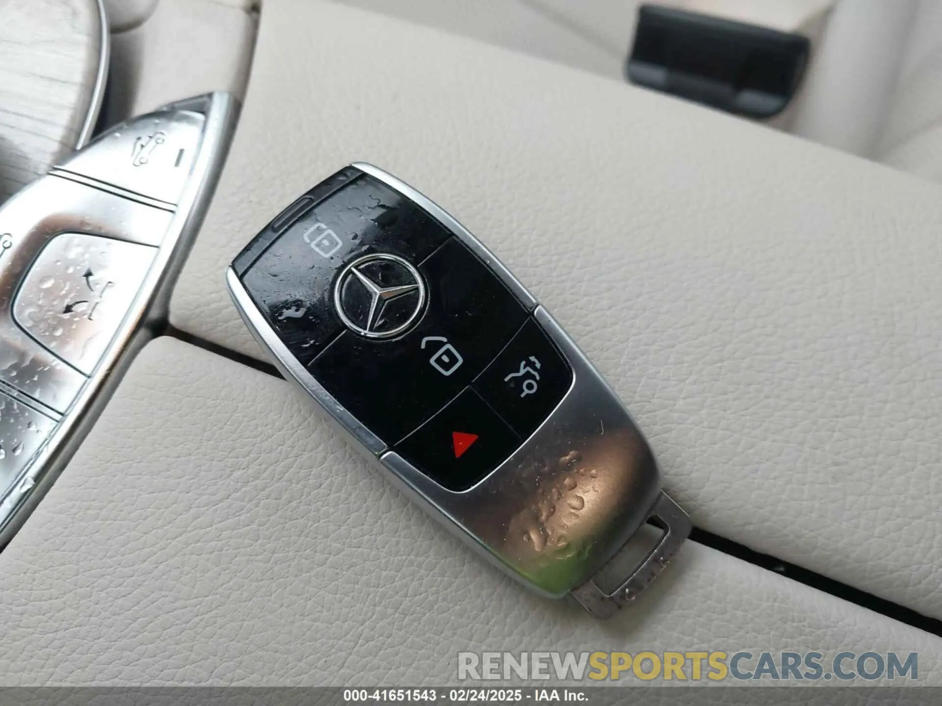 11 fotografías del automóvil dañado W1K1K5KB0PF208127 MERCEDES-BENZ E 450 2023