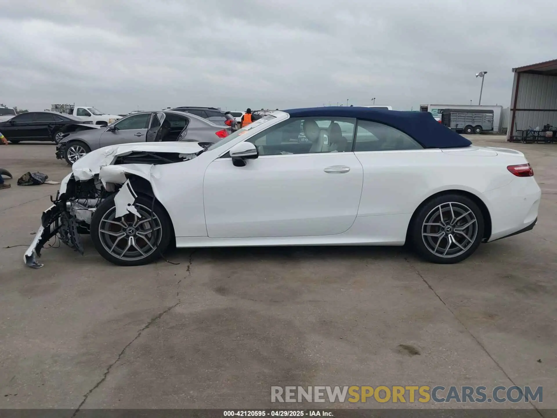 15 fotografías del automóvil dañado W1K1K5KB8PF208845 MERCEDES-BENZ E 450 2023