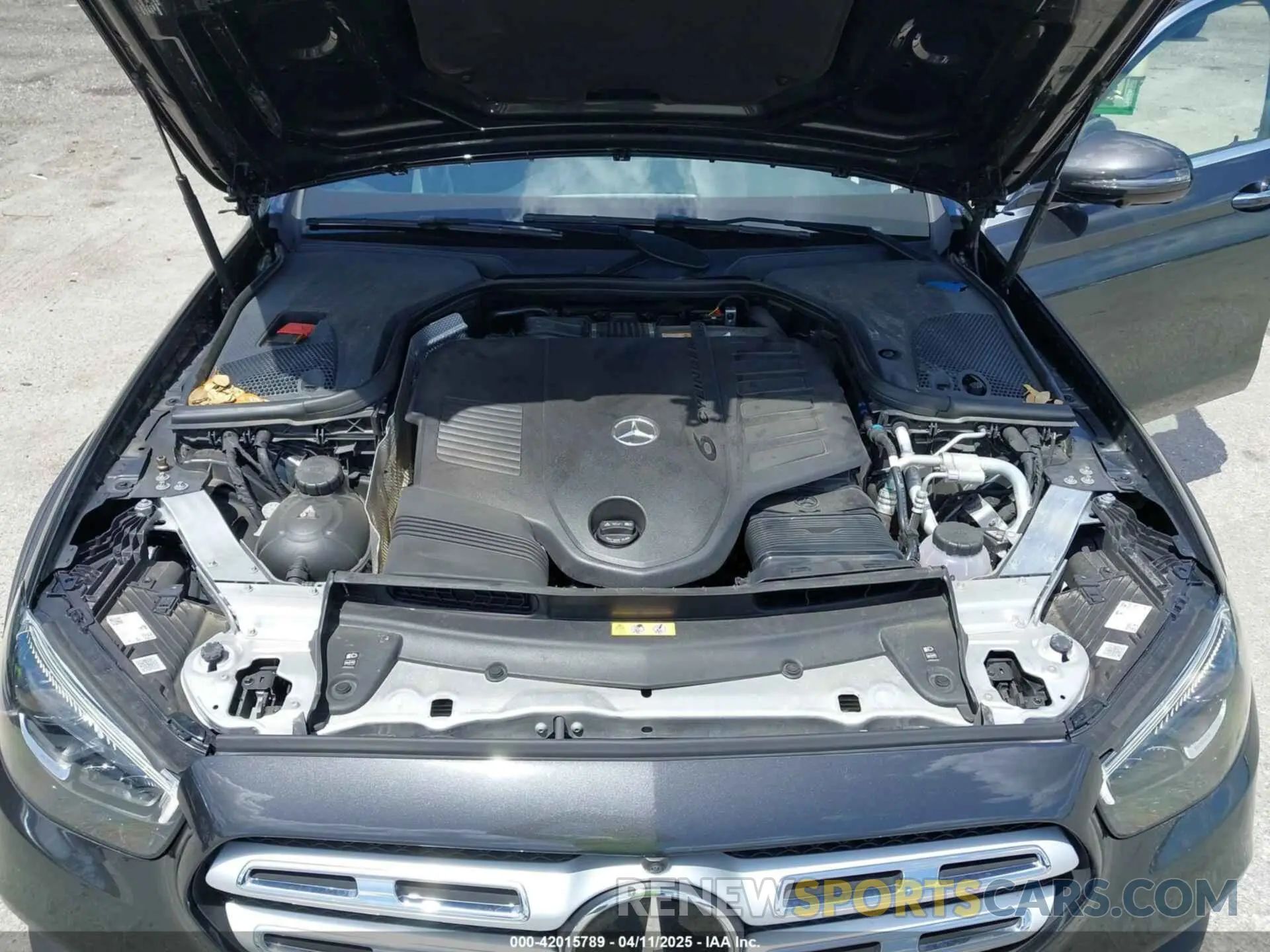10 fotografías del automóvil dañado W1KZH6AB5PB181314 MERCEDES-BENZ E 450 2023