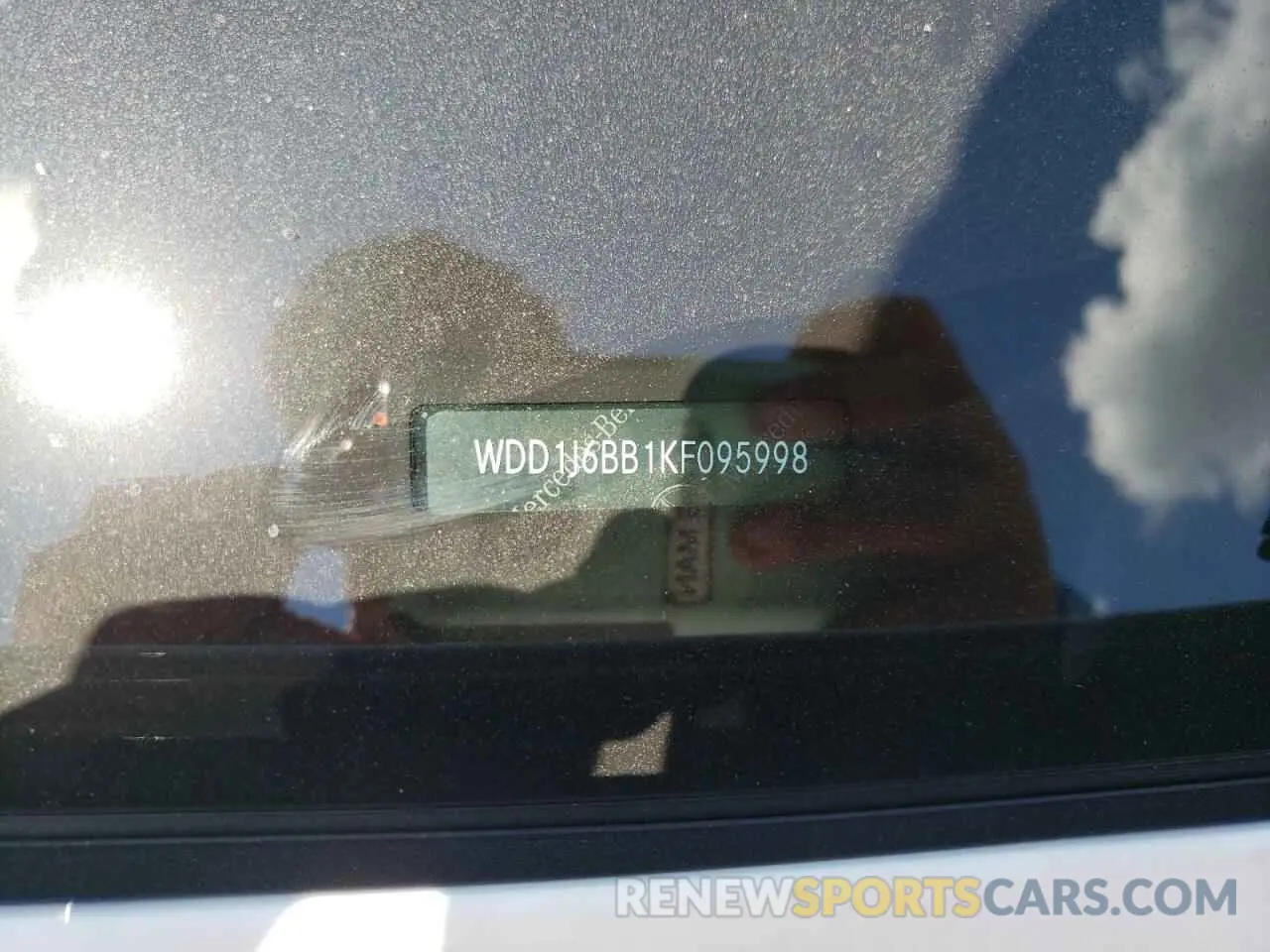 10 fotografías del automóvil dañado WDD1J6BB1KF095998 MERCEDES-BENZ E-CLASS 2019