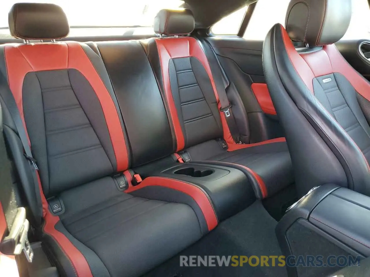 10 fotografías del automóvil dañado WDD1J6BB7KF088618 MERCEDES-BENZ E-CLASS 2019