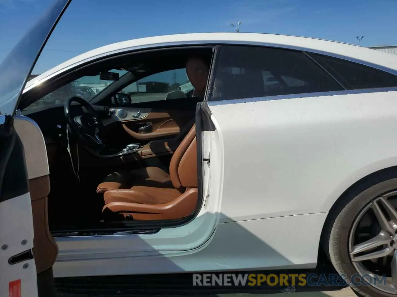 12 fotografías del automóvil dañado WDD1J6HB0KF079461 MERCEDES-BENZ E-CLASS 2019