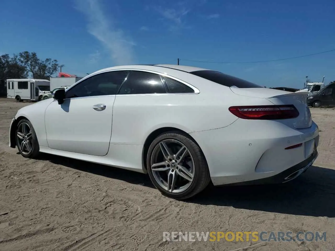 2 fotografías del automóvil dañado WDD1J6HB0KF079461 MERCEDES-BENZ E-CLASS 2019