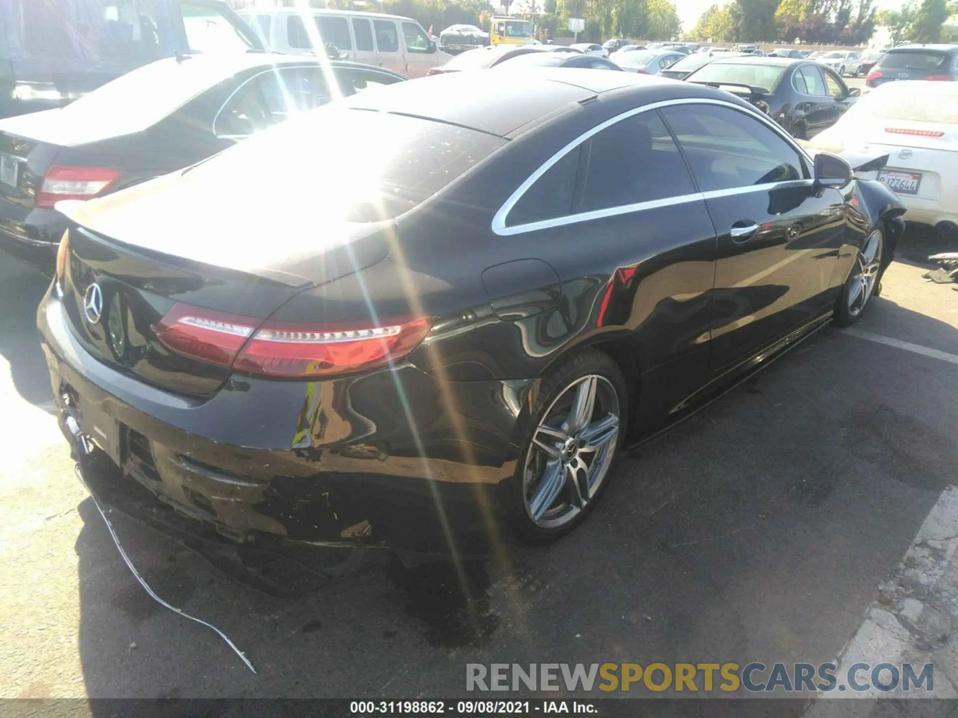 4 fotografías del automóvil dañado WDD1J6HB8KF099098 MERCEDES-BENZ E-CLASS 2019
