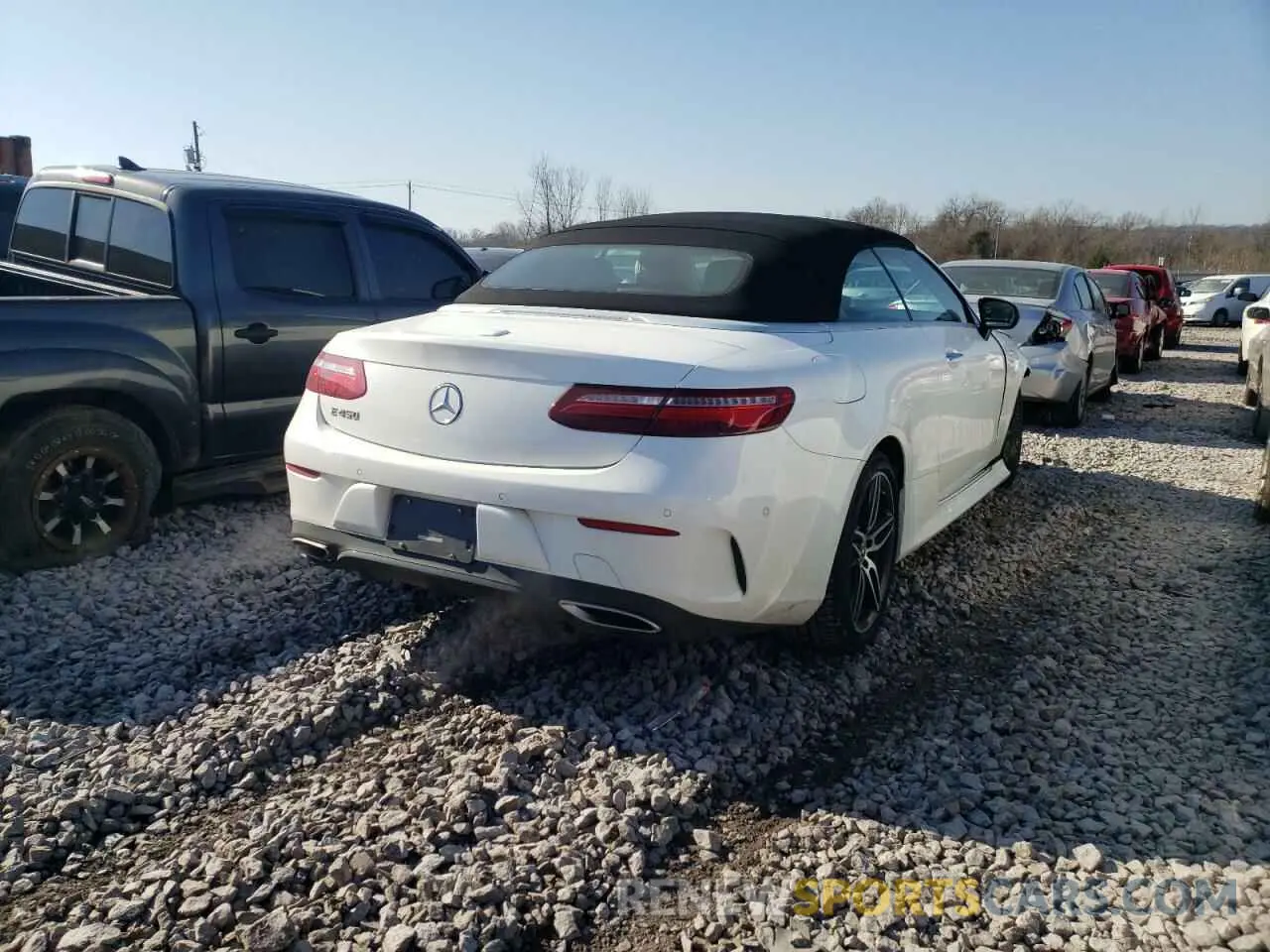 4 fotografías del automóvil dañado WDD1K6HB0KF116800 MERCEDES-BENZ E-CLASS 2019