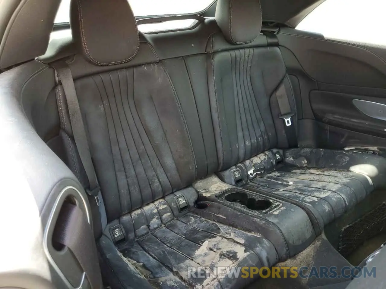 6 fotografías del automóvil dañado WDD1K6HB3KF074705 MERCEDES-BENZ E-CLASS 2019