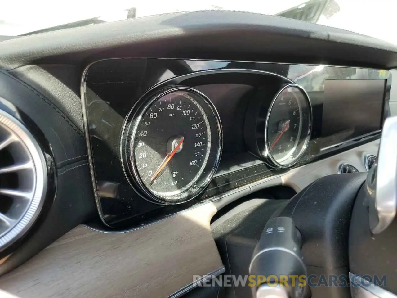 8 fotografías del automóvil dañado WDD1K6HB3KF074705 MERCEDES-BENZ E-CLASS 2019