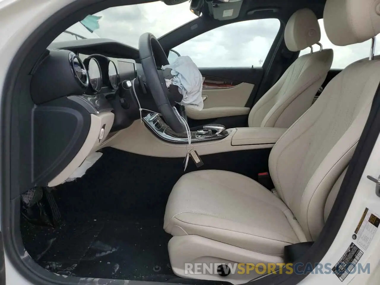 7 fotografías del automóvil dañado WDDZF4JB1KA573182 MERCEDES-BENZ E-CLASS 2019