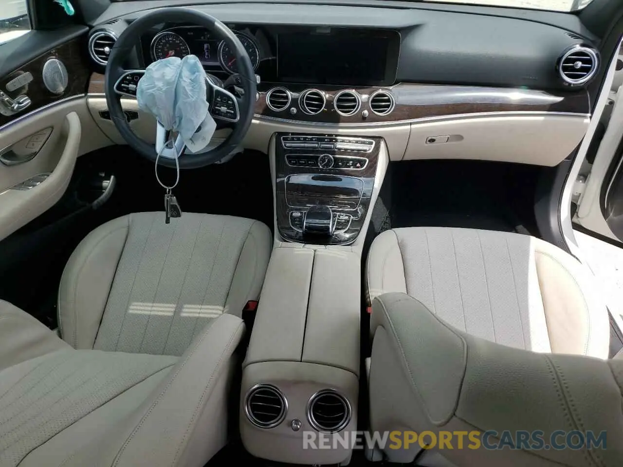 8 fotografías del automóvil dañado WDDZF4JB1KA573182 MERCEDES-BENZ E-CLASS 2019