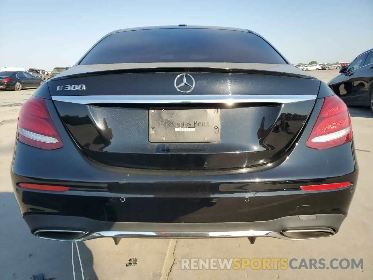 6 fotografías del automóvil dañado WDDZF4JB1KA634935 MERCEDES-BENZ E-CLASS 2019