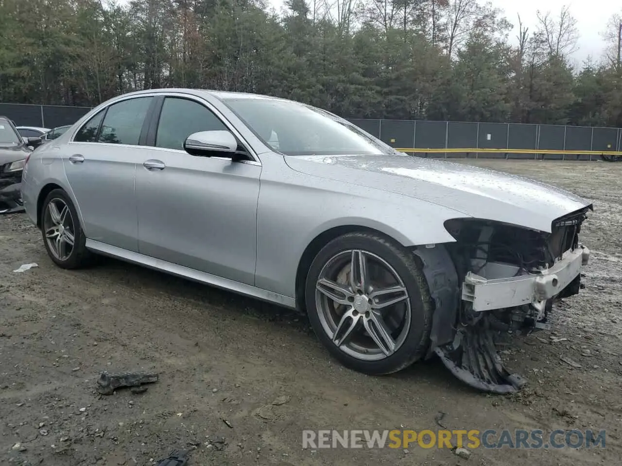 4 fotografías del automóvil dañado WDDZF4JB2KA521043 MERCEDES-BENZ E-CLASS 2019