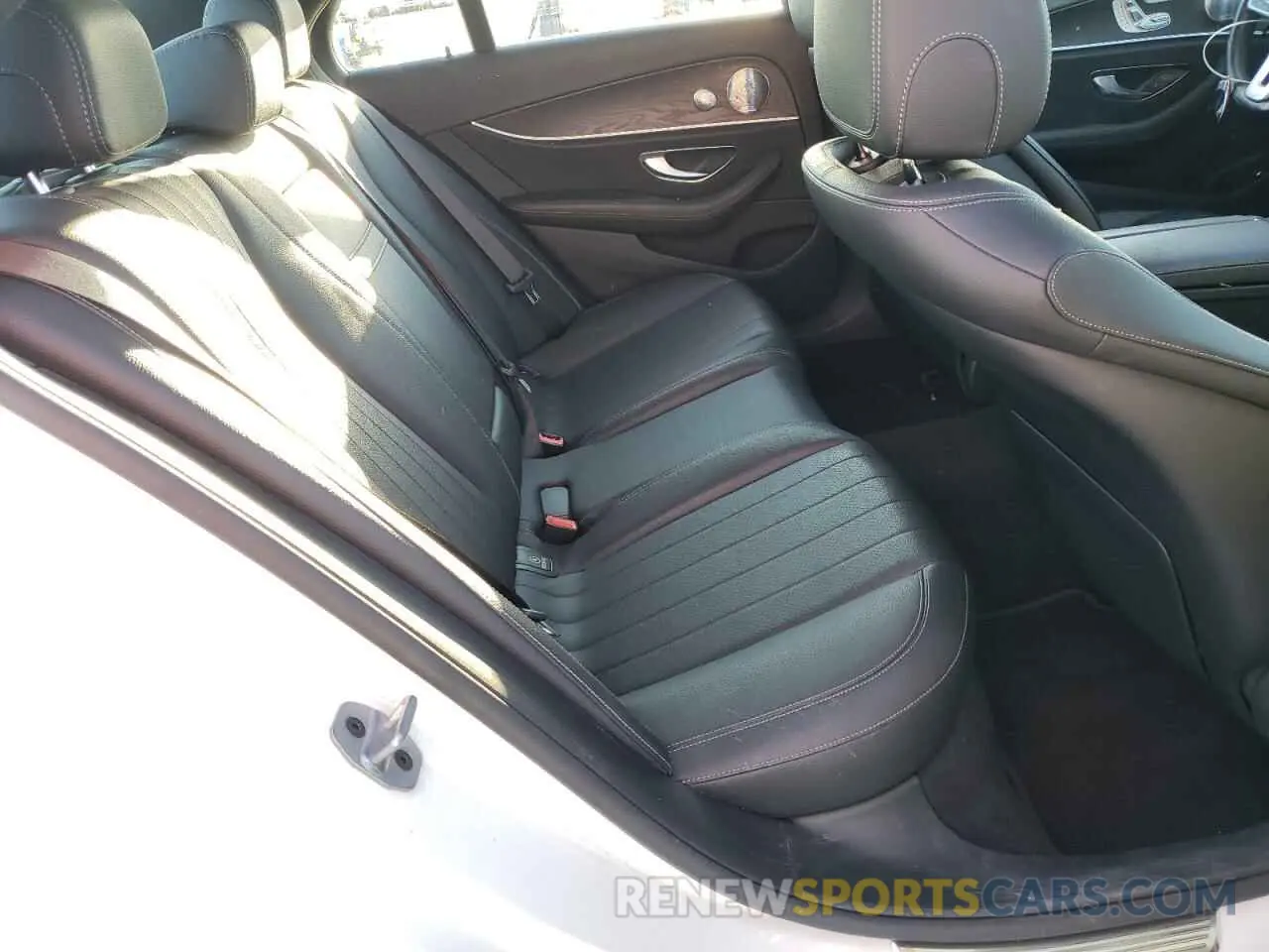 6 fotografías del automóvil dañado WDDZF4JB2KA522046 MERCEDES-BENZ E-CLASS 2019