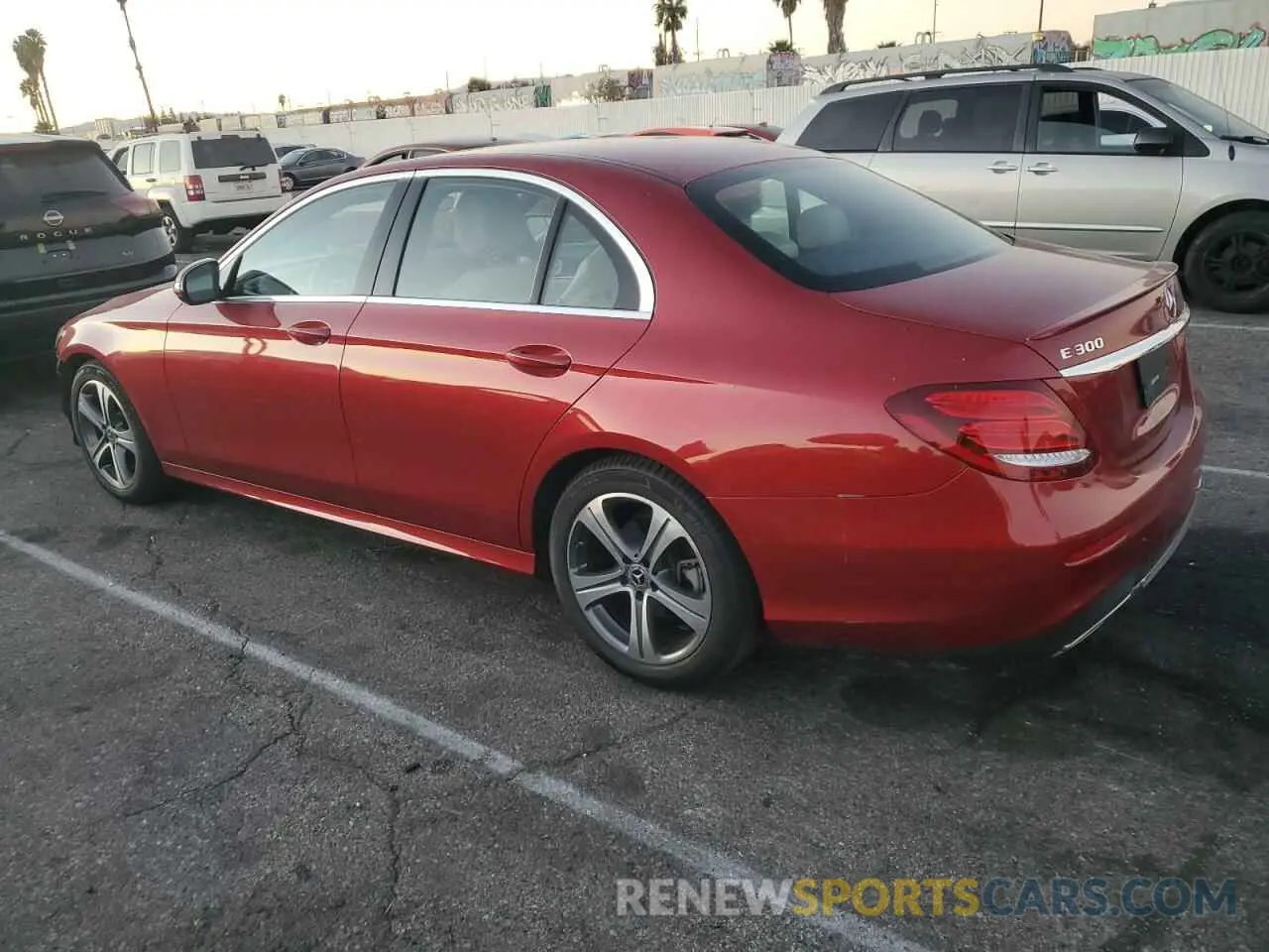 2 fotografías del automóvil dañado WDDZF4JB2KA547836 MERCEDES-BENZ E-CLASS 2019
