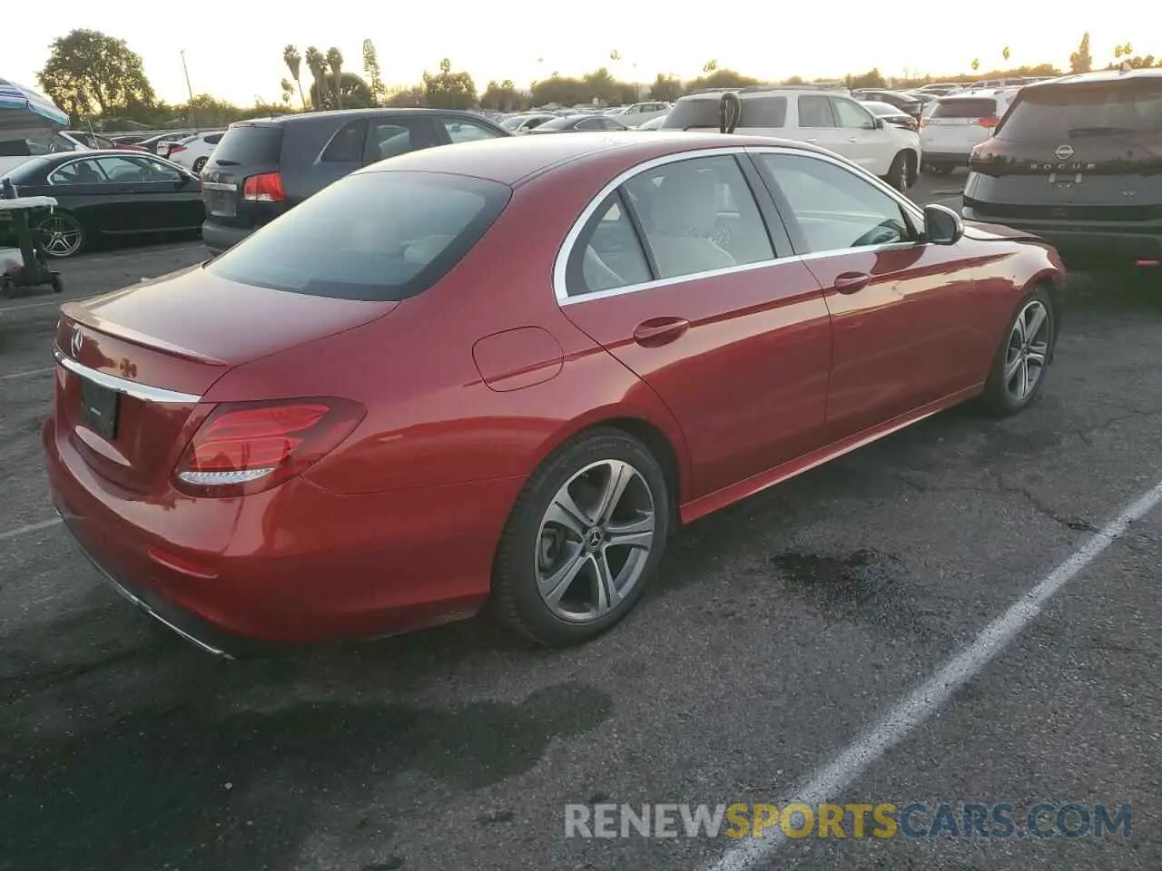 3 fotografías del automóvil dañado WDDZF4JB2KA547836 MERCEDES-BENZ E-CLASS 2019