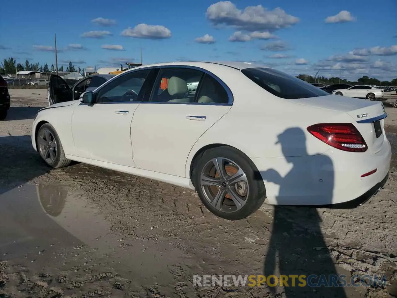 2 fotografías del automóvil dañado WDDZF4JB2KA643725 MERCEDES-BENZ E-CLASS 2019