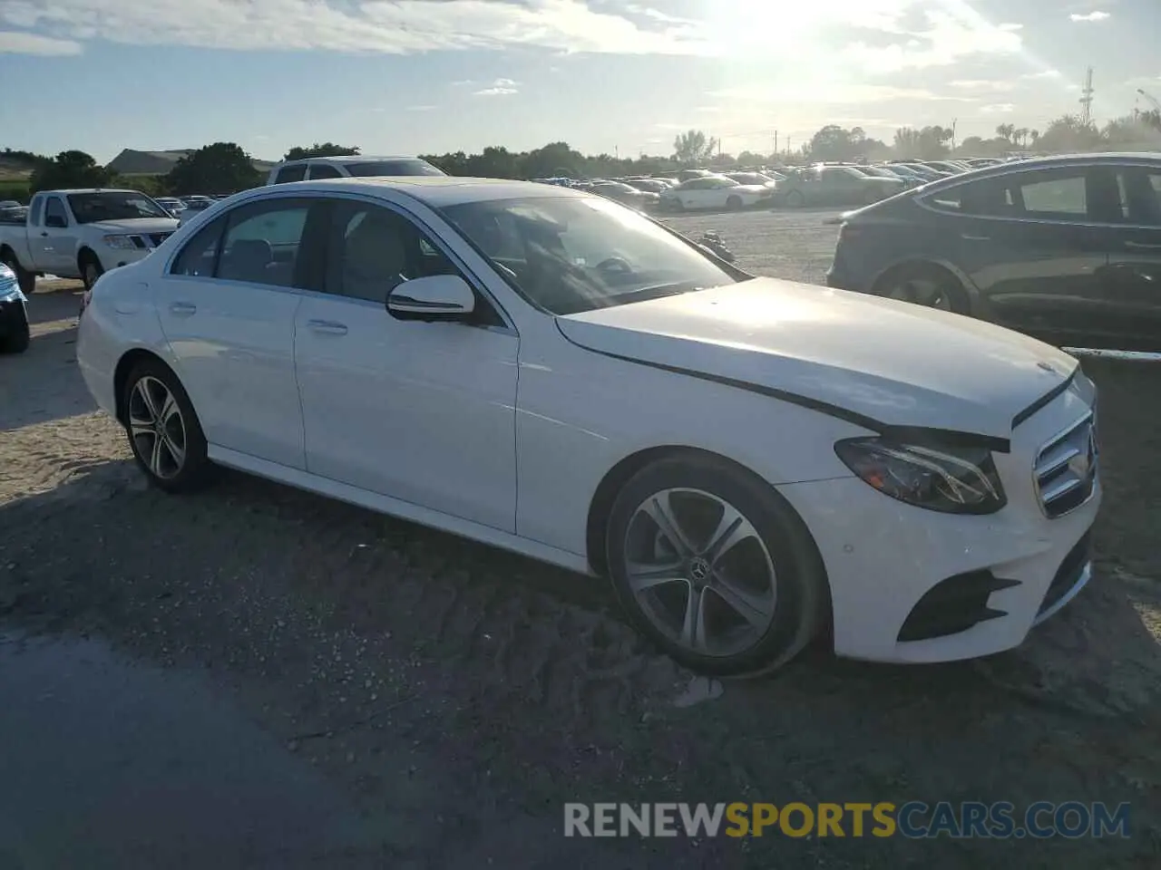 4 fotografías del automóvil dañado WDDZF4JB2KA643725 MERCEDES-BENZ E-CLASS 2019