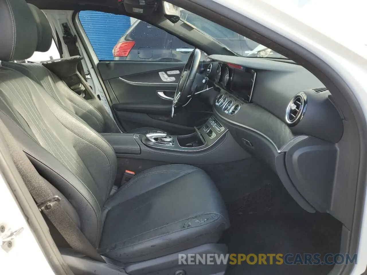 7 fotografías del automóvil dañado WDDZF4JB2KA646074 MERCEDES-BENZ E-CLASS 2019