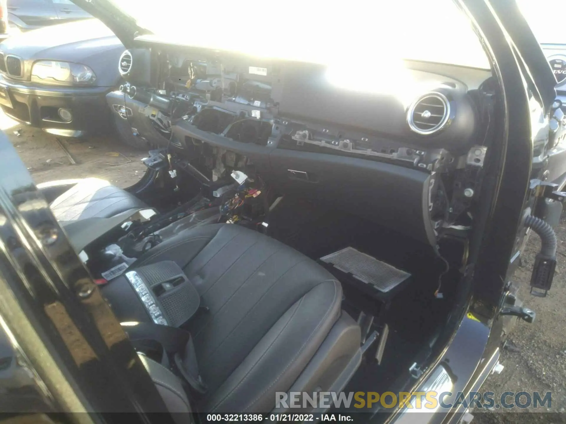 4 fotografías del automóvil dañado WDDZF4JB3KA544637 MERCEDES-BENZ E-CLASS 2019