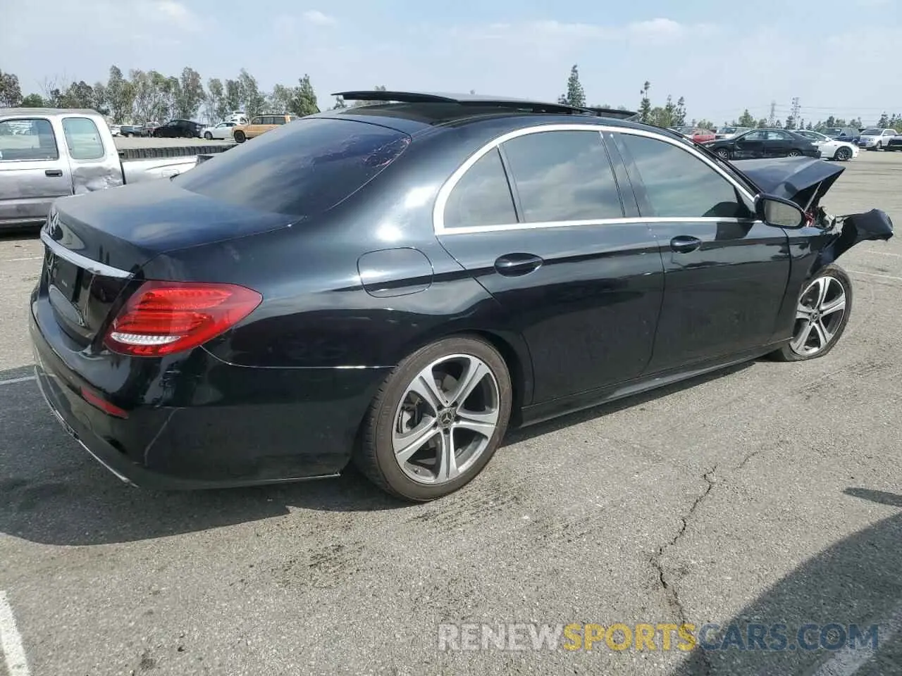 3 fotografías del automóvil dañado WDDZF4JB5KA599350 MERCEDES-BENZ E-CLASS 2019