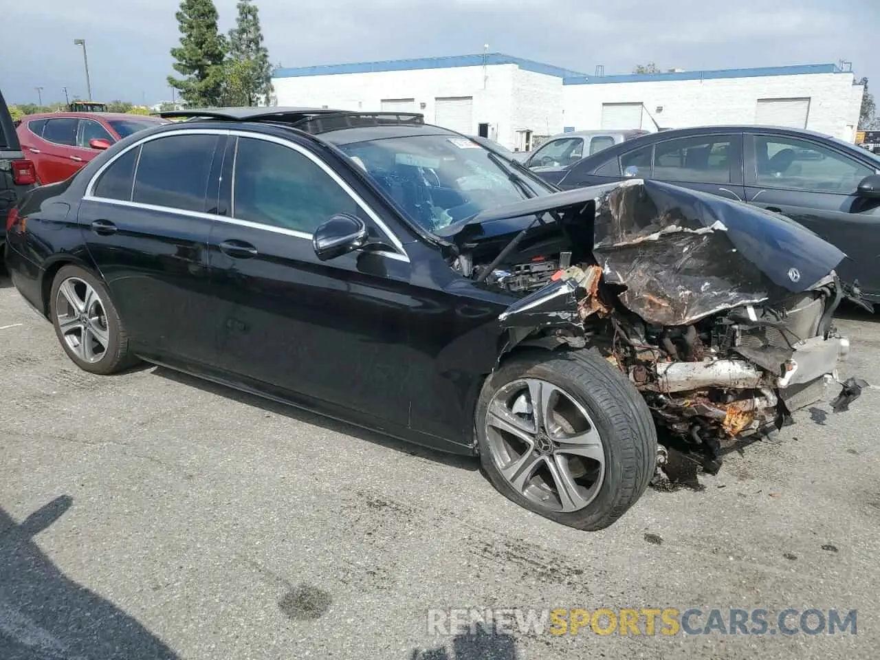 4 fotografías del automóvil dañado WDDZF4JB5KA599350 MERCEDES-BENZ E-CLASS 2019