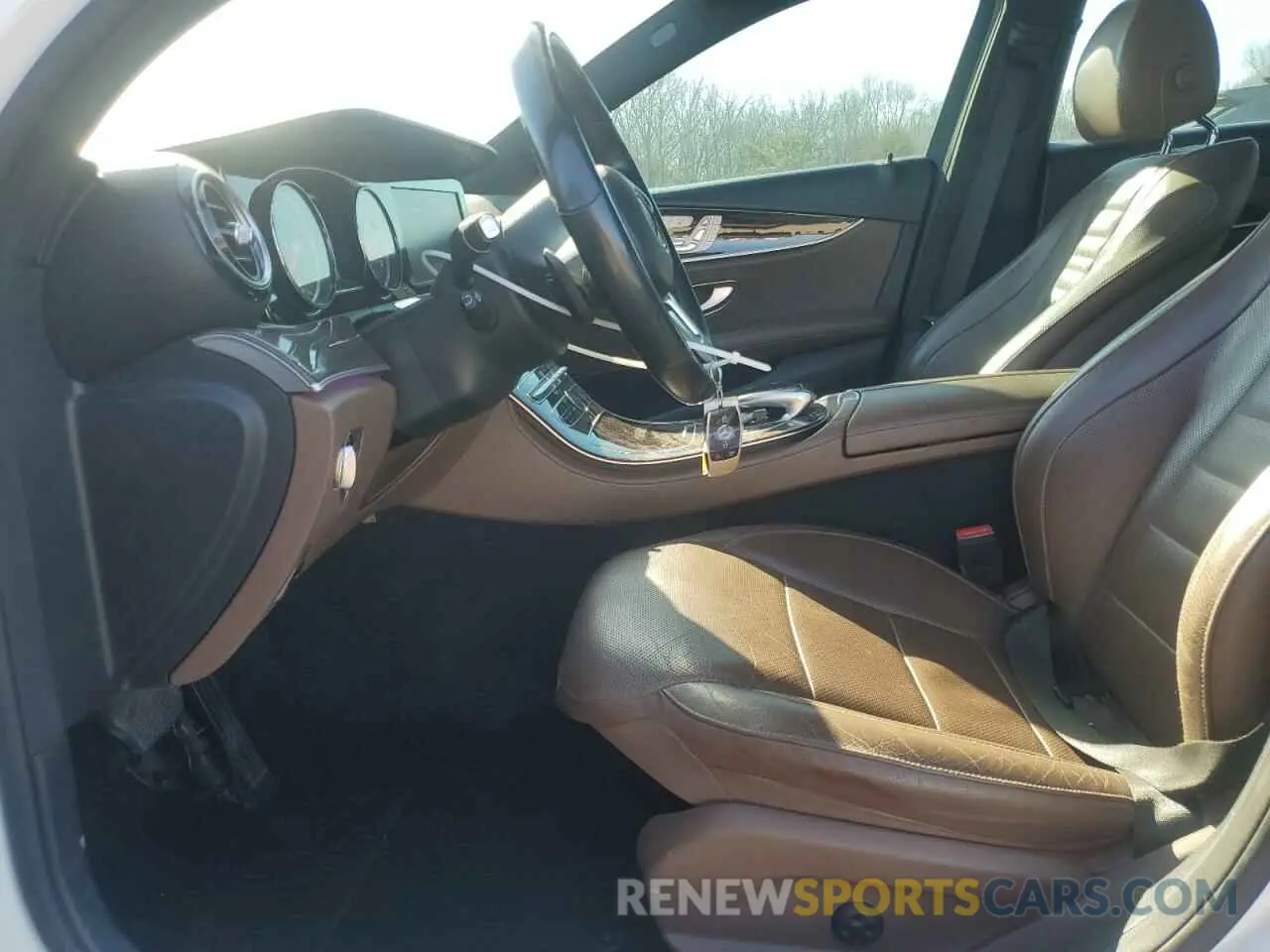 7 fotografías del automóvil dañado WDDZF4JB6KA558807 MERCEDES-BENZ E-CLASS 2019
