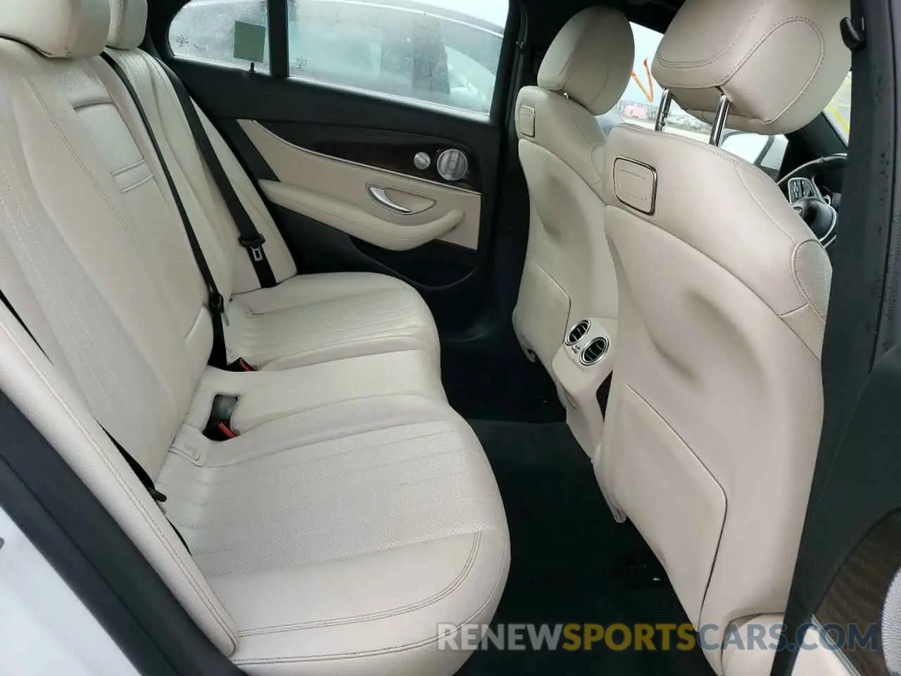 6 fotografías del automóvil dañado WDDZF4JB6KA669602 MERCEDES-BENZ E-CLASS 2019