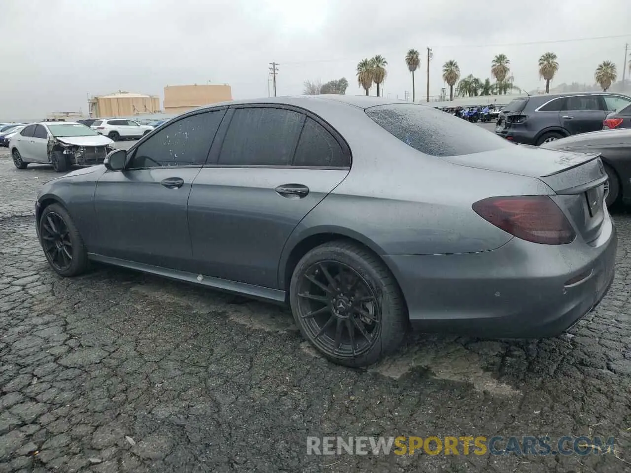 2 fotografías del automóvil dañado WDDZF4JB7KA563935 MERCEDES-BENZ E-CLASS 2019