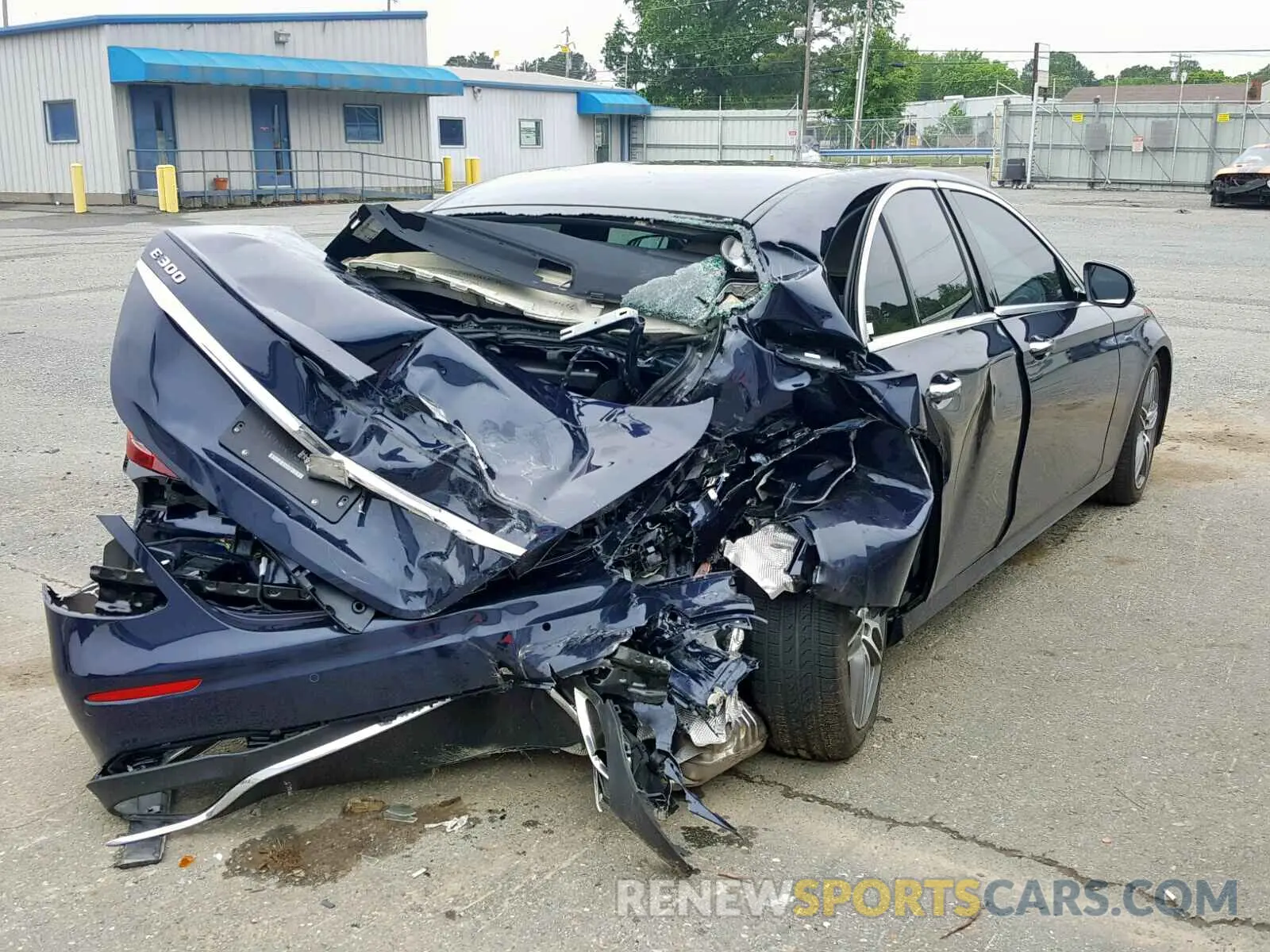 4 fotografías del automóvil dañado WDDZF4JB8KA514176 MERCEDES-BENZ E CLASS 2019