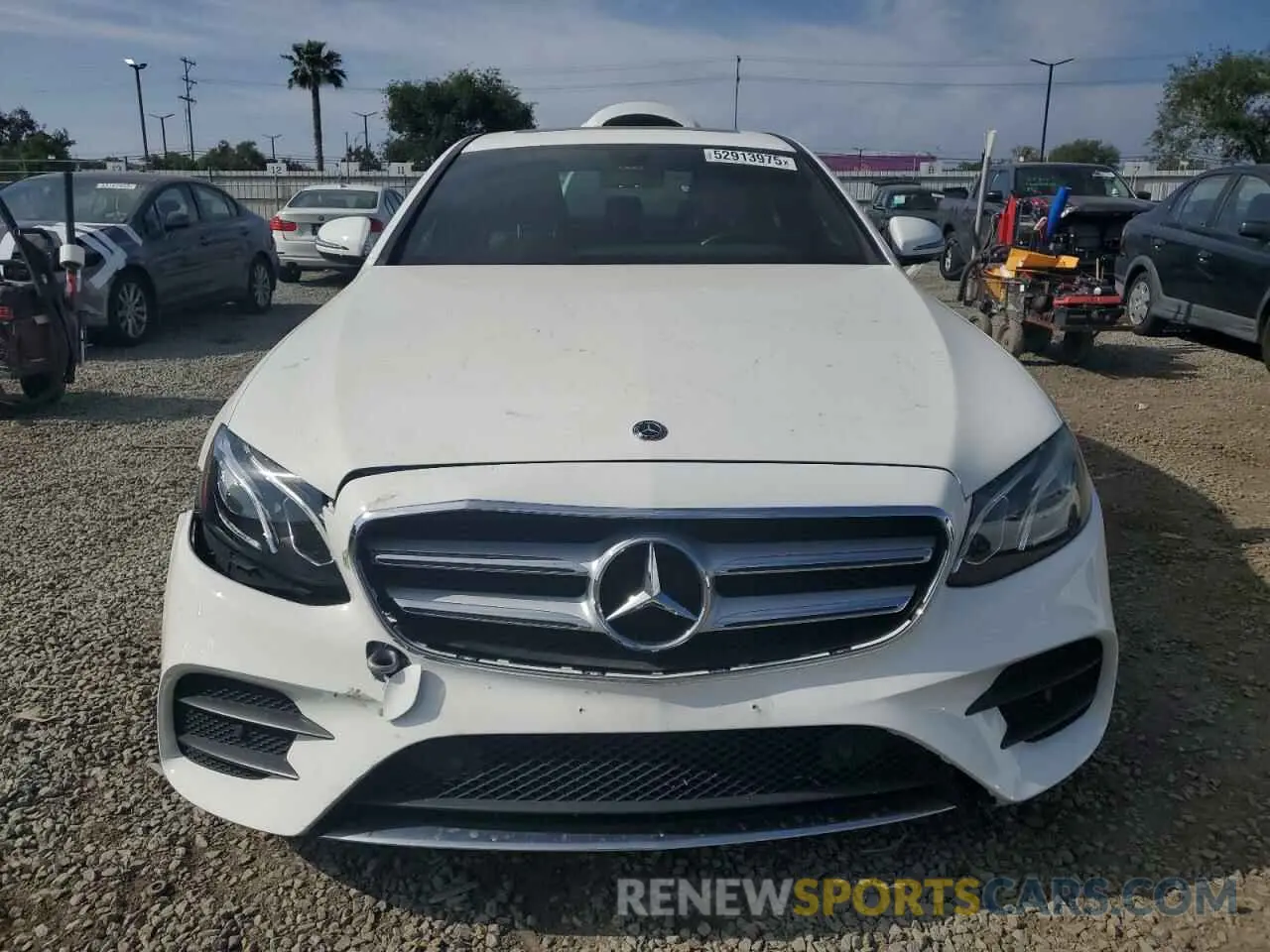 5 fotografías del automóvil dañado WDDZF4JB9KA685891 MERCEDES-BENZ E-CLASS 2019