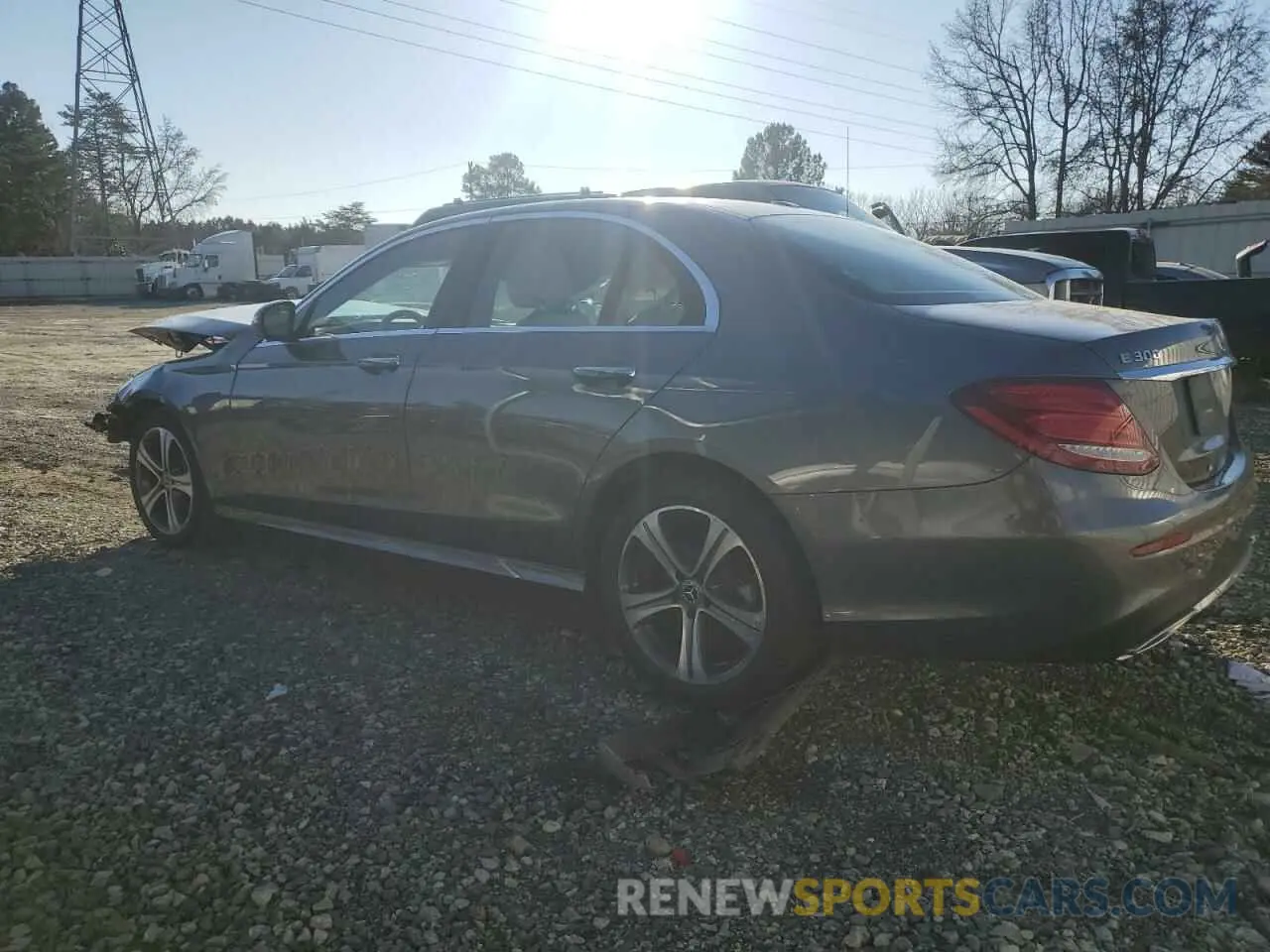 2 fotografías del automóvil dañado WDDZF4JBXKA522523 MERCEDES-BENZ E-CLASS 2019